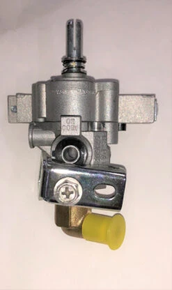 Bull Rotisserie Back Burner Valve - 16526 -Weber Store 16526 LP 3 45874.1696421655.1500.1500