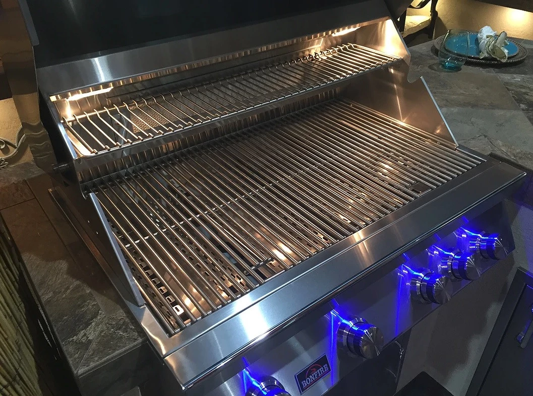 Bonfire 34" 4 Burner Built-in Premium Grill 4 Bonfire 34" 4 Burner Built-in Premium Grill - Image 4
