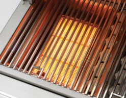 Delta Heat 32" Built-in Grill W Rotisserie, Sear Zone - DHBQ32RS -Weber Store Delta Heat Sear Zone 34479.1689014416.1500.1500