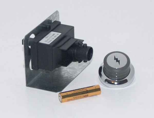 Weber Dual Battery Powered Ignitor, E310, E320, E330, EP310, EP320 (Side Controls) - IGEIB7B 1 Weber Dual Battery Powered Ignitor, E310, E320, E330, EP310, EP320 (Side Controls) - IGEIB7B