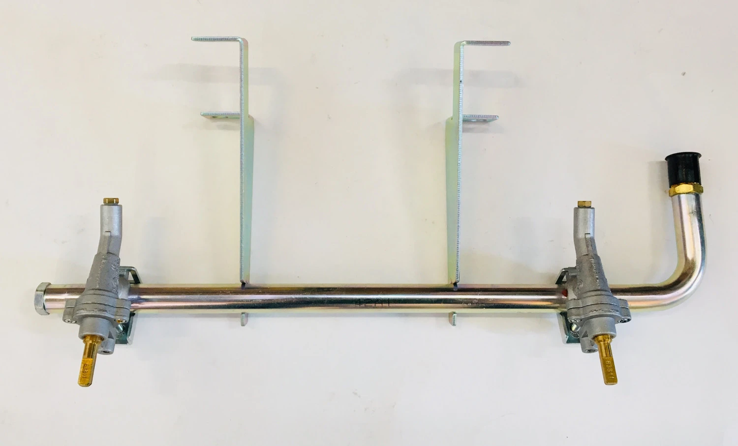 Weber Spirit 210 LP Manifold Assembly, '13 - 69768 1 Weber Spirit 210 LP Manifold Assembly, '13 - 69768